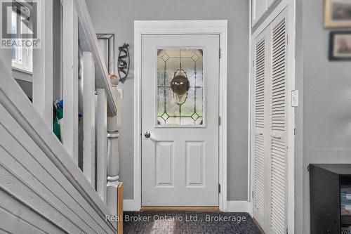 Foyer - 179 Seventh Street, Midland, ON 