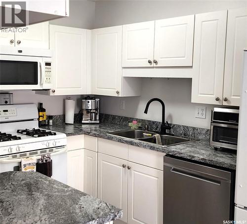 23 215 Pinehouse Drive, Saskatoon, SK 