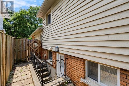 659 Cherrywood Drive, Burlington, ON 