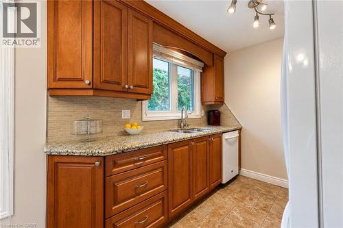 12 Brae Crest Drive, Hamilton, ON 