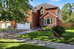 19 PEACHTREE CRESCENT Clarington, ON L1C 4K8