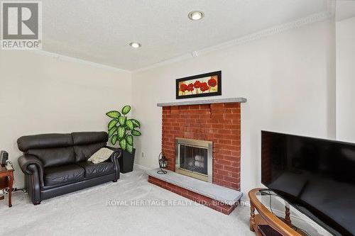 19 Peachtree Crescent, Clarington, ON 