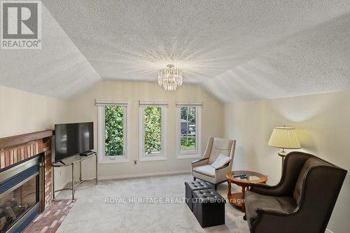 19 Peachtree Crescent, Clarington, ON 