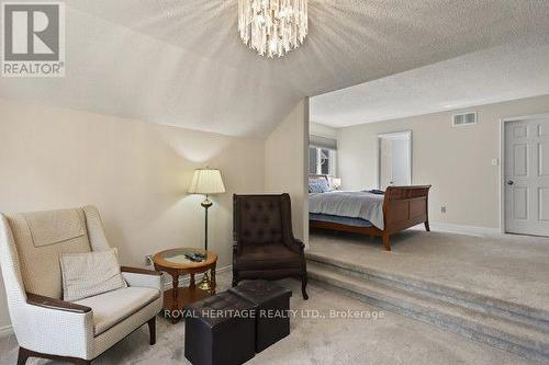 19 Peachtree Crescent, Clarington, ON 