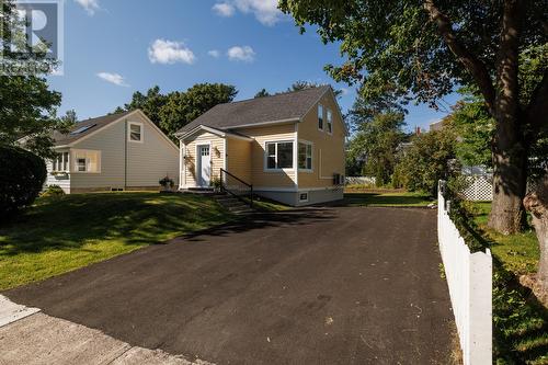 2 Milbanke Street, St. John'S, NL 