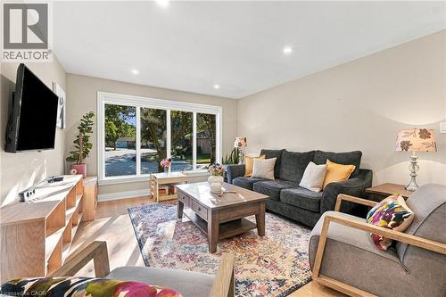 1060 Dowland Crescent, Burlington, ON 