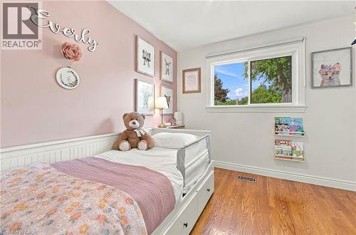 1060 Dowland Crescent, Burlington, ON 