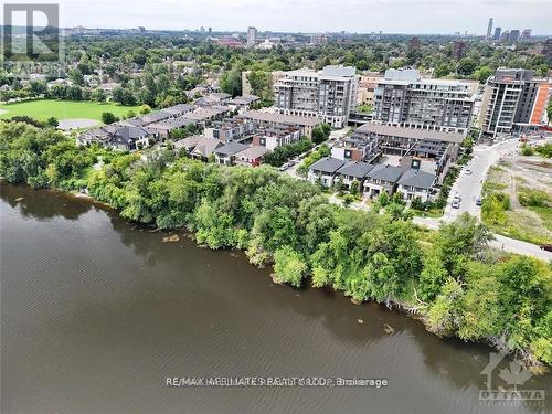 312 - 530 De Mazenod Avenue, Ottawa, ON 
