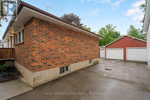 292 Mill Street E, Halton Hills (Ac Acton), ON 