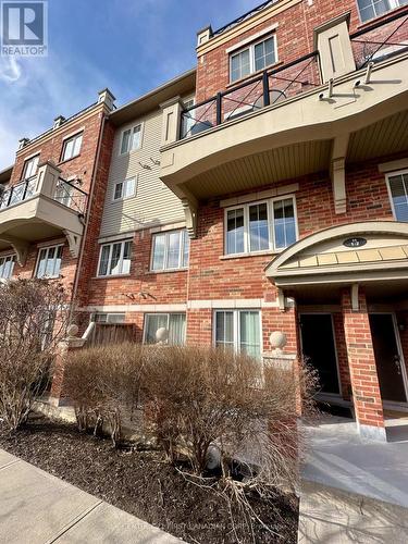 2 - 35 HAYS BOULEVARD  Oakville (Ro River Oaks), ON L6H 0J1