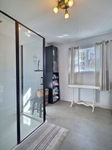 Salle de bains - 50 Rue Principale N., Saint-Bruno-De-Guigues, QC 