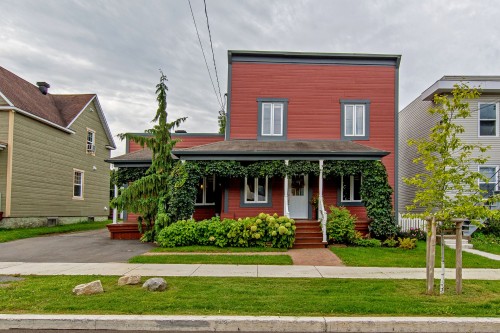 Façade - 35 Rue Morris, Sainte-Thérèse, QC 