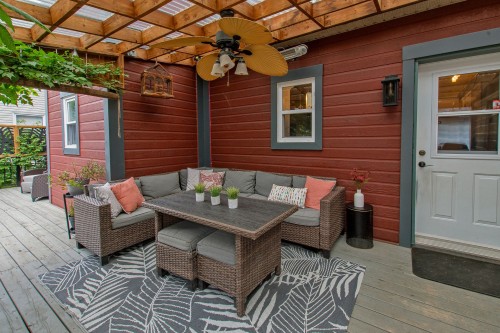 Terrasse - 35 Rue Morris, Sainte-Thérèse, QC 