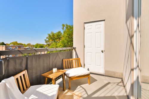 Balcon - 6046 Av. De Lorimier, Montréal (Rosemont/La Petite-Patrie), QC 