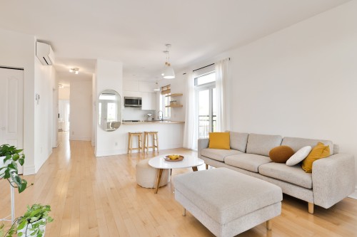 Salon - 6046 Av. De Lorimier, Montréal (Rosemont/La Petite-Patrie), QC 