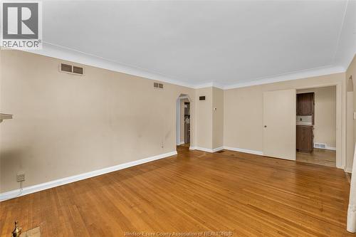 2032 Verdun, Windsor, ON 