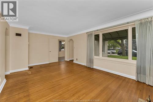 2032 Verdun, Windsor, ON 