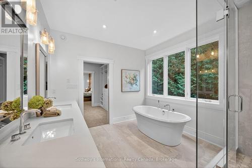 112 Arrowhead Crescent, Blue Mountains, ON 
