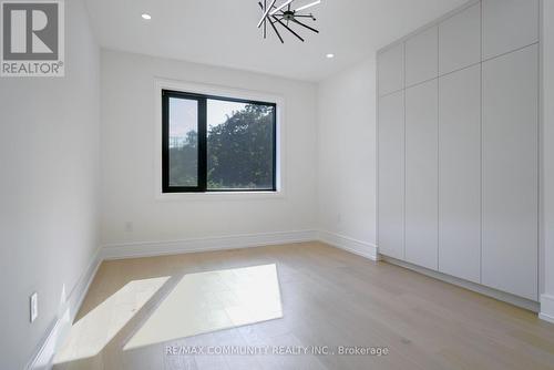 1349 Melton Drive, Mississauga, ON 