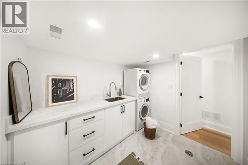 201 Trelawn Avenue, Oakville, ON 
