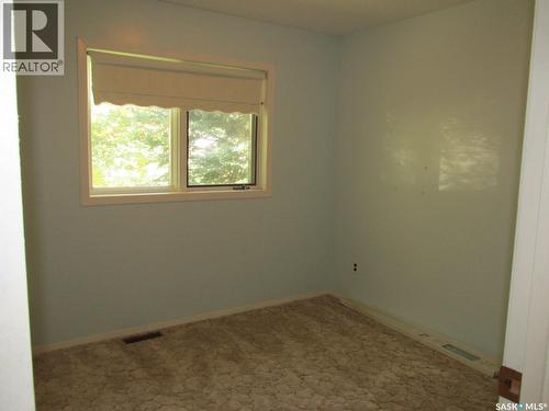 412 Guloien Avenue, White Fox, SK 