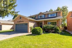 630 COGNAC CRESCENT Pickering (Amberlea), ON L1X 1L9