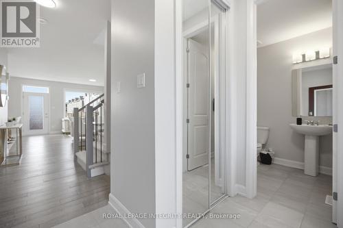 651 CHILLERTON DRIVE , Ottawa, Ontario K2J 6C6 4