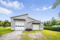Garage - 