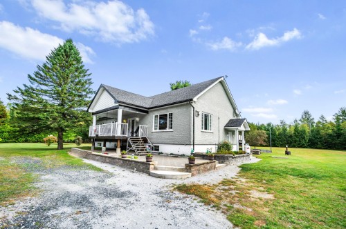Façade - 344 Rue Daigneault, Saint-Théodore-D'Acton, QC 