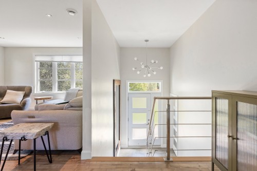 Hall d'entrée/Vestibule - 137 Rue De Calais, Shannon, QC 