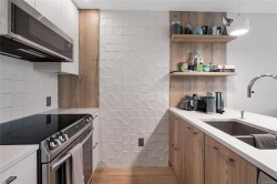 #204-1588 North Dairy Rd Saanich, BC V8T 0E1