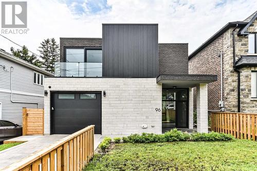 Clean modern lines - 96 Squires Avenue, Toronto, ON 