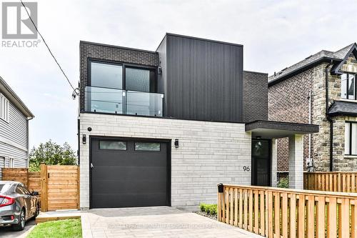 Clean modern lines - 96 Squires Avenue, Toronto, ON 