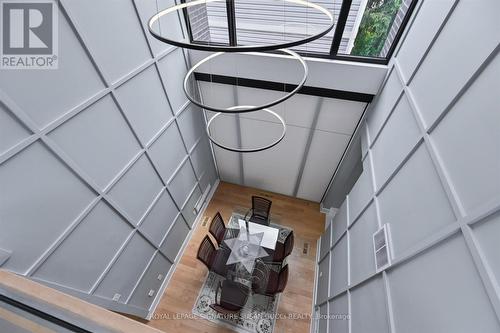 Vaulted ceiling in diningroom - 96 Squires Avenue, Toronto, ON 
