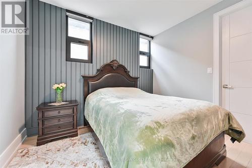 Middle bedroom - 96 Squires Avenue, Toronto, ON 