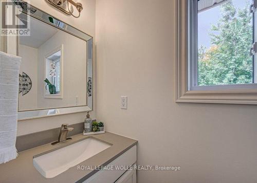 108 Lake Road, Puslinch, ON 