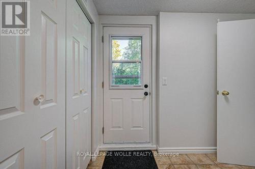 108 Lake Road, Puslinch, ON 