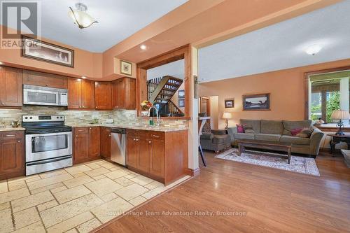 Open Kitchen - 25 Cole Point Trail, Mckellar, ON 