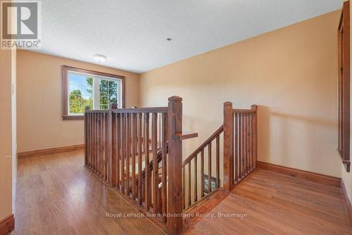 Upstairs - 25 Cole Point Trail, Mckellar, ON 