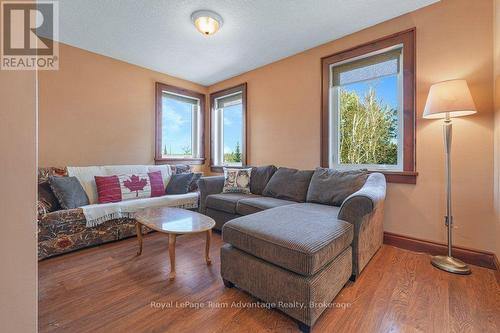 Family Room - 25 Cole Point Trail, Mckellar, ON 