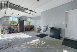 Garage - 