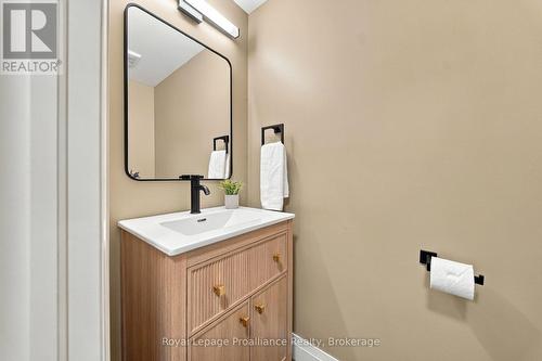 Main floor 2 pc - 378 Anne Street, Cobourg, ON 
