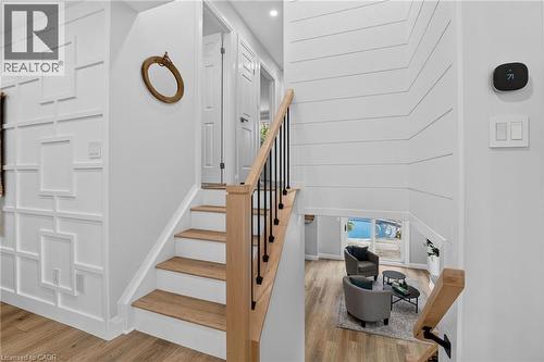30 Bayview Drive, Grimsby, ON 