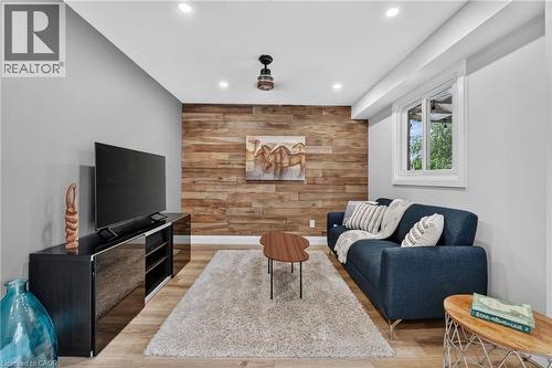 30 Bayview Drive, Grimsby, ON 