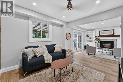 30 Bayview Drive, Grimsby, ON 