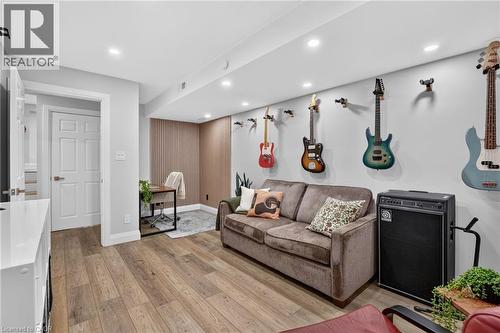 30 Bayview Drive, Grimsby, ON 