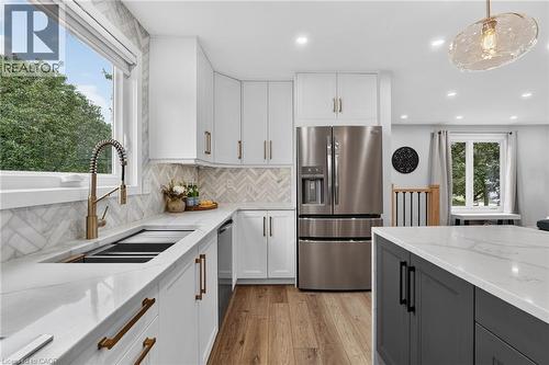 30 Bayview Drive, Grimsby, ON 