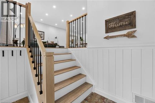30 Bayview Drive, Grimsby, ON 
