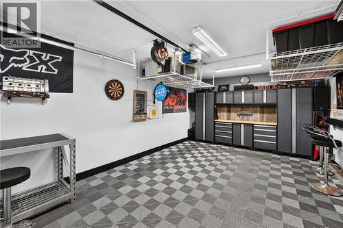 30 Bayview Drive, Grimsby, ON 