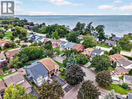 30 Bayview Drive, Grimsby, ON 